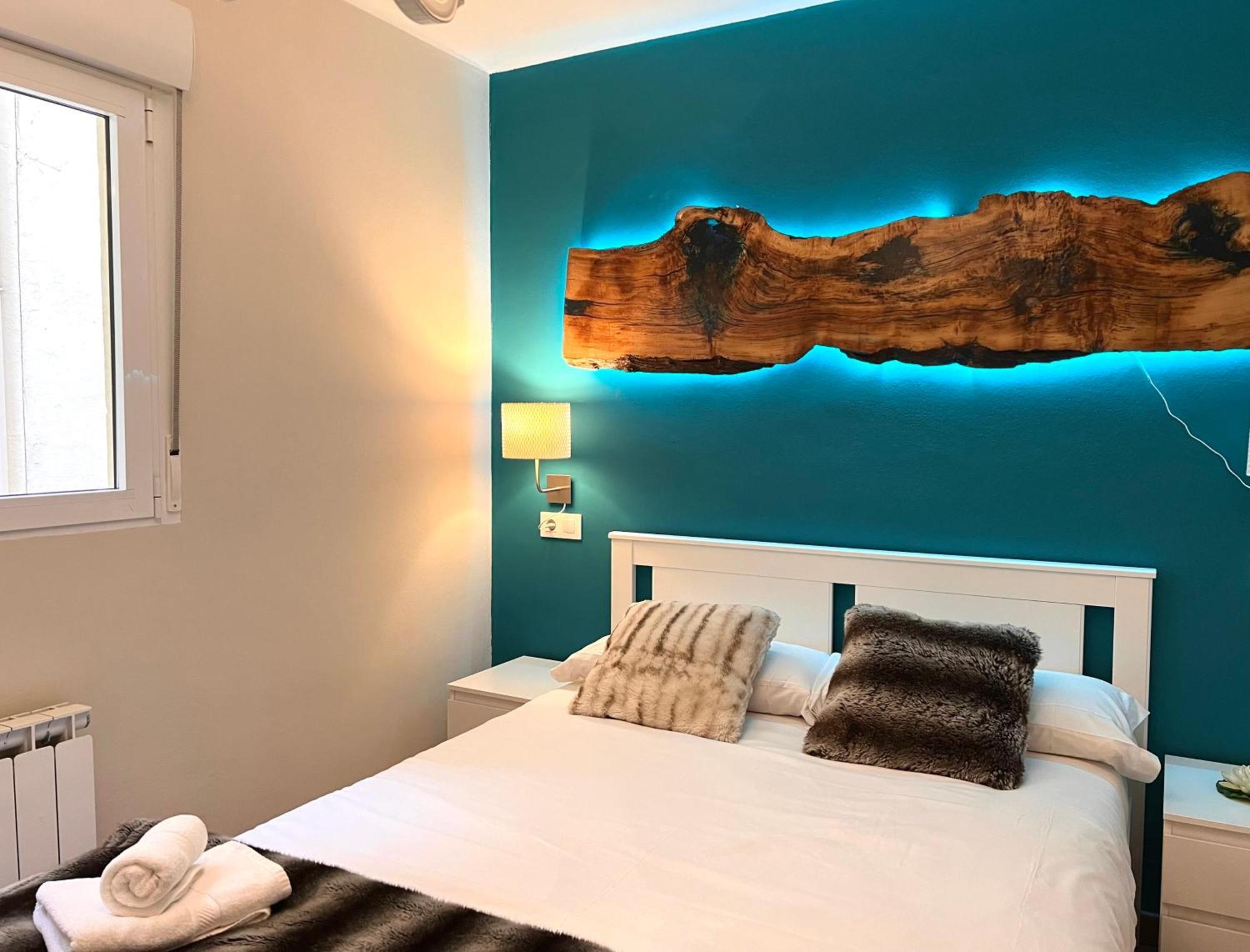 Apartament Les Vernedes - L'Amfitriona Sort Bagian luar foto
