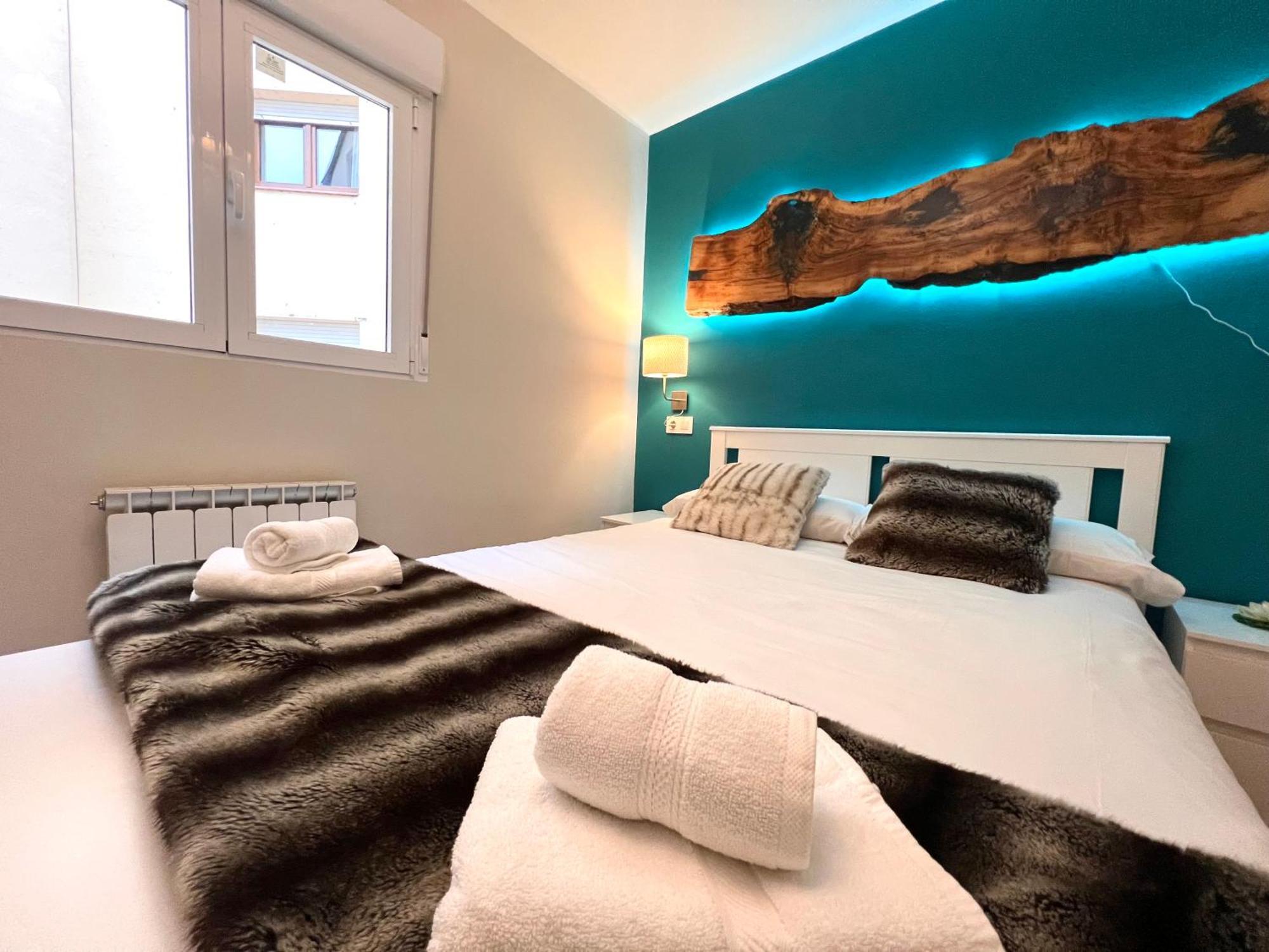Apartament Les Vernedes - L'Amfitriona Sort Bagian luar foto