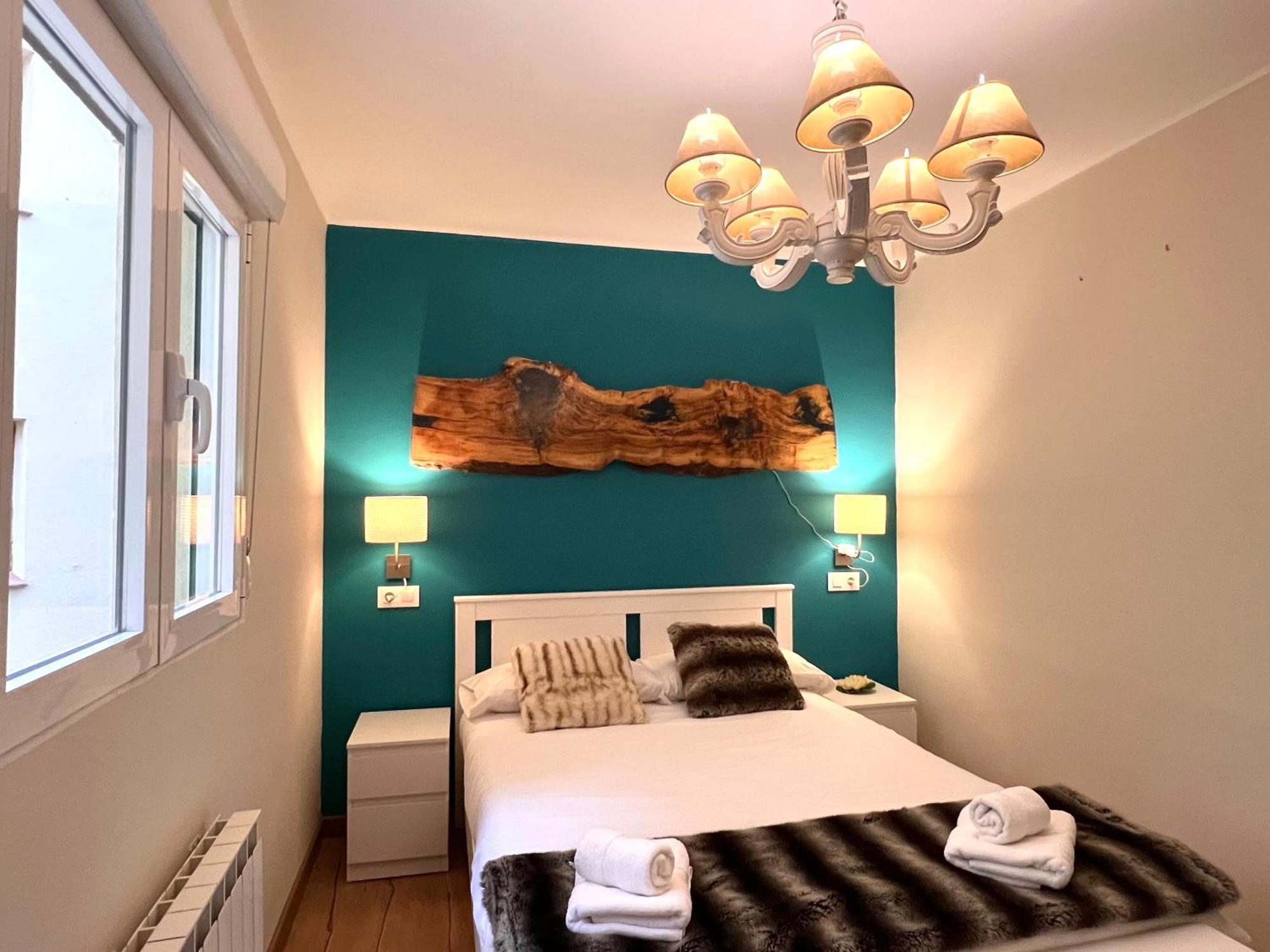 Apartament Les Vernedes - L'Amfitriona Sort Bagian luar foto